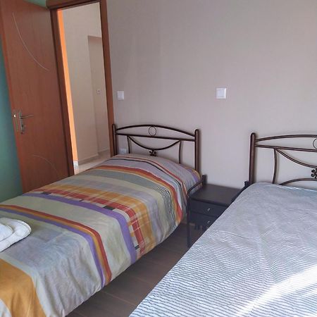 Appartement Eirini House à Leonídion Extérieur photo