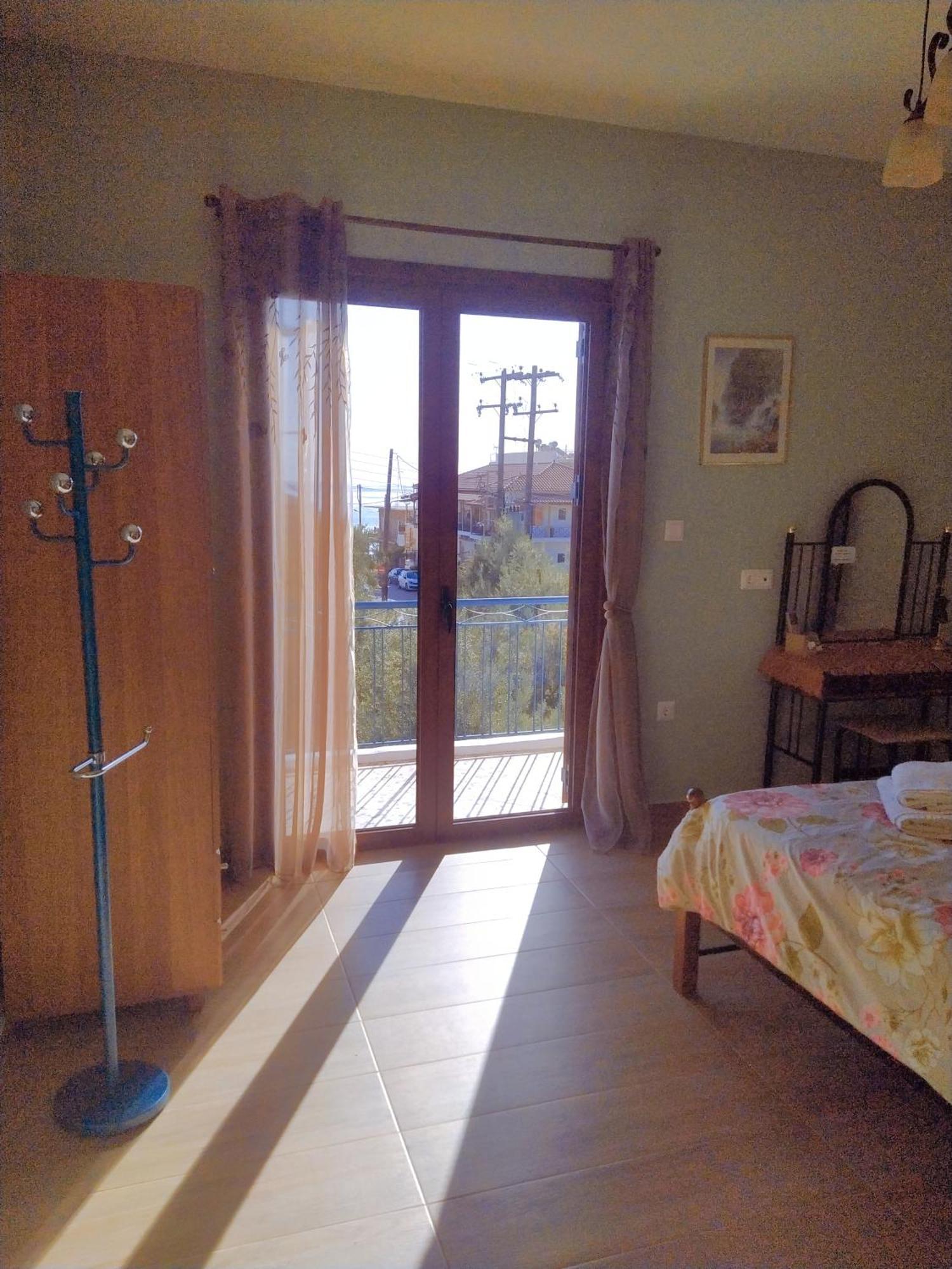 Appartement Eirini House à Leonídion Extérieur photo